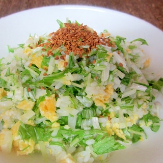 水菜と炒り卵のライスサラダ